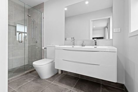Photo of property in 2 Oderings Place, Huntington, Hamilton, 3210