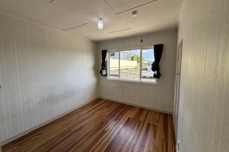 Photo of property in 6/6a Mount View Place, Spotswood, New Plymouth, 4310
