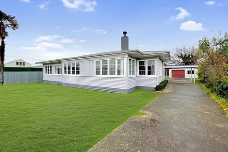 Photo of property in 2 Giesen Road, Feilding, 4702
