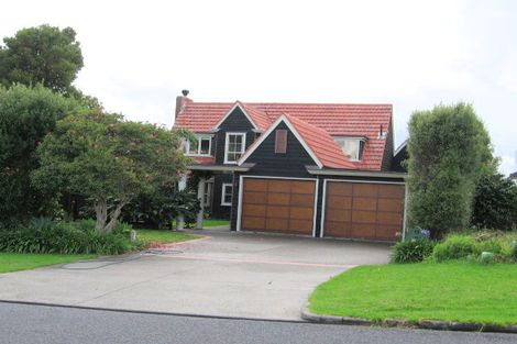 Photo of property in 14 Lynton Road, Bucklands Beach, Auckland, 2012