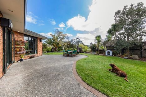 Photo of property in 54 Roy Maloney Drive, Henderson, Auckland, 0612