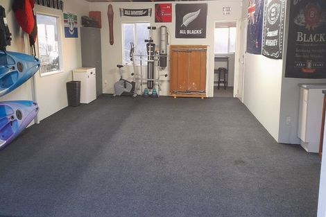 Photo of property in 102 Cannon Hill Crescent, Mount Pleasant, Christchurch, 8081