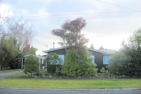 Photo of property in 19 Heeni Street, Wharewaka, Taupo, 3330