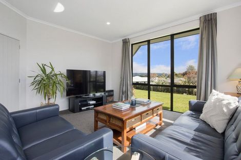 Photo of property in 70 Margaret Drive, Omokoroa, 3114