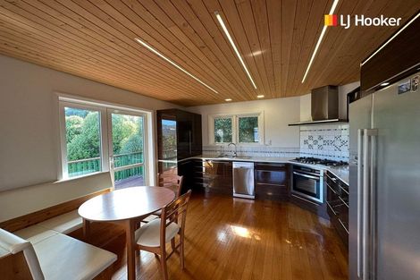 Photo of property in 15 Porterfield Street, Macandrew Bay, Dunedin, 9014