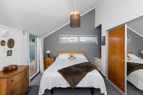 Photo of property in 2/249 Taradale Road, Pirimai, Napier, 4112