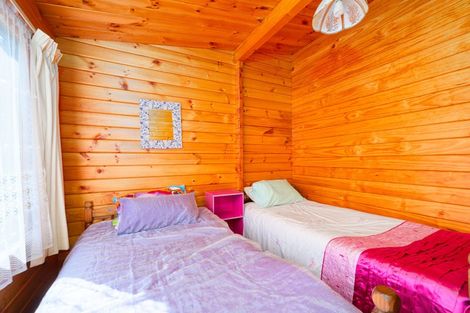 Photo of property in 6 Valley Road, Goose Bay, Kaikoura, 7374