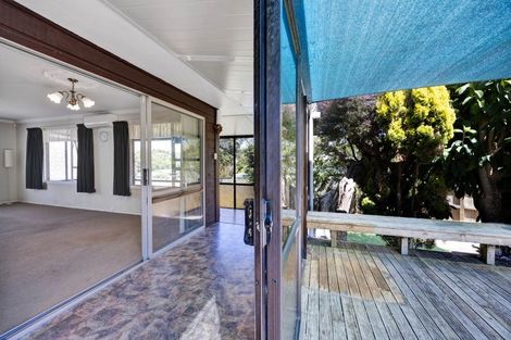 Photo of property in 46 Cumberland Street, Merrilands, New Plymouth, 4312