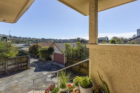 Photo of property in 121 Waimea Road, Nelson South, Nelson, 7010