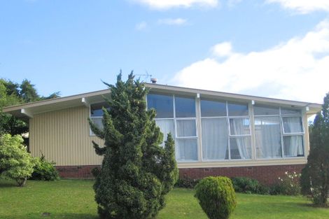 Photo of property in 35 Waimumu Road, Massey, Auckland, 0614