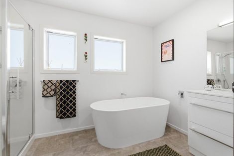 Photo of property in 25a Punjab Street, Khandallah, Wellington, 6035