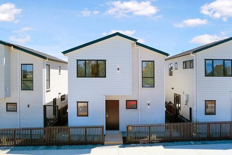 Photo of property in 15 Octans Road, Westgate, 0814