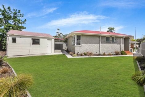 Photo of property in 16 Dunoon Place, Woolston, Christchurch, 8062