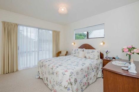 Photo of property in 294 Te Moana Road, Waikanae, 5036
