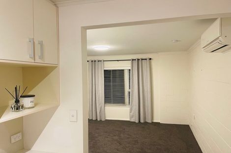 Photo of property in 2/58 Amaru Road, One Tree Hill, Auckland, 1061