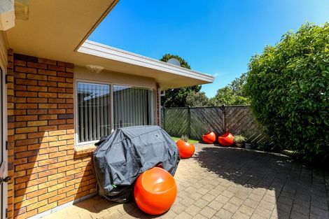 Photo of property in 301 Huatoki Street, Upper Vogeltown, New Plymouth, 4310