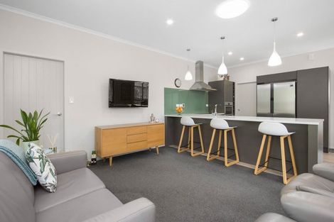 Photo of property in 70 Margaret Drive, Omokoroa, 3114