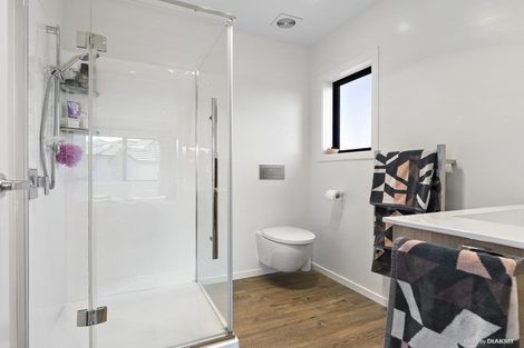 Photo of property in 22 Cresswell Place, Johnsonville, Wellington, 6037