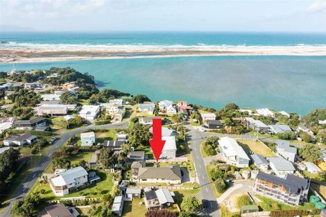 Photo of property in 9 Eveline Street, Mangawhai Heads, Mangawhai, 0505