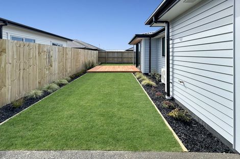 Photo of property in 9 Mackinnon Street, Marshland, 8083