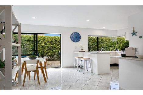 Photo of property in 2/77 Harvey Street, Waipahihi, Taupo, 3330