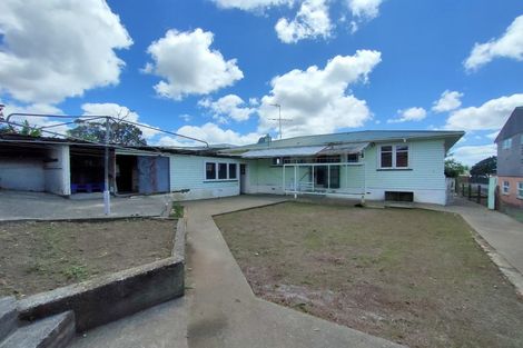 Photo of property in 13 Vazey Way, Hobsonville, Auckland, 0618