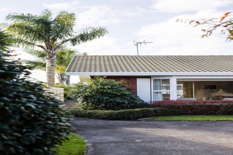 Photo of property in 12 Wilfred Street, St Andrews, Hamilton, 3200