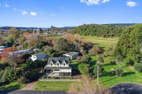 Photo of property in 15 Waana Street, Mourea, Rotorua, 3074