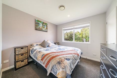 Photo of property in 66 Mount Marua Way, Timberlea, Upper Hutt, 5018