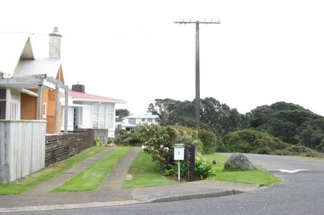 Photo of property in 2a Baring Terrace, Strandon, New Plymouth, 4312