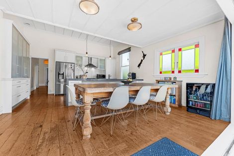 Photo of property in 20 Albert Road, Devonport, Auckland, 0624
