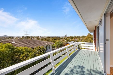Photo of property in 13 Mcdowell Crescent, Hillcrest, Auckland, 0627