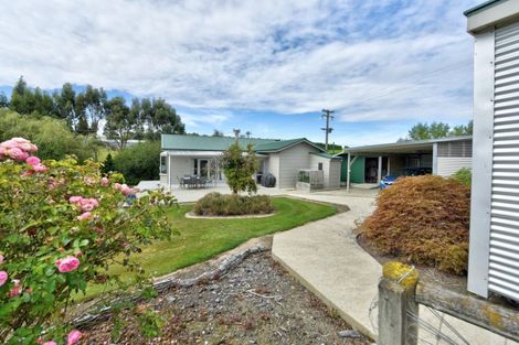 Photo of property in 127 Burnetts Hill Road, Waikoikoi, Gore, 9771