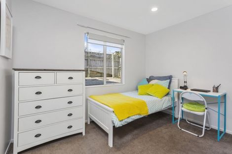 Photo of property in 26 Admirals Court Drive, Greenhithe, Auckland, 0632