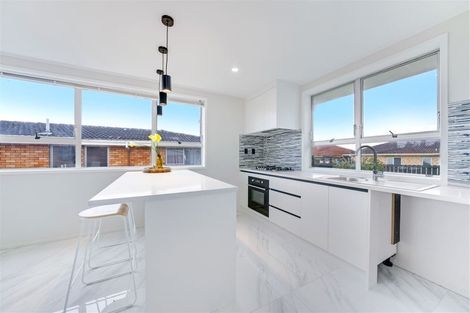 Photo of property in 68 Old Wairoa Road, Papakura, 2110