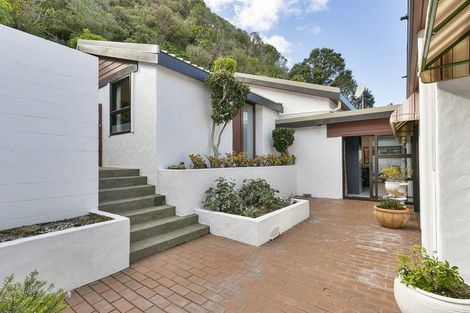 Photo of property in 68a Rama Crescent, Khandallah, Wellington, 6035