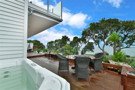 Photo of property in 51 Hawaiian Parade, Arkles Bay, Whangaparaoa, 0932