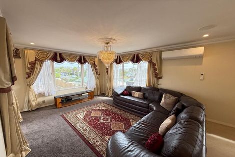 Photo of property in 23 Gilliam Street, New Lynn, Auckland, 0600