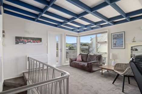 Photo of property in 61 Pinedale Crescent, Riversdale Beach, Masterton, 5872