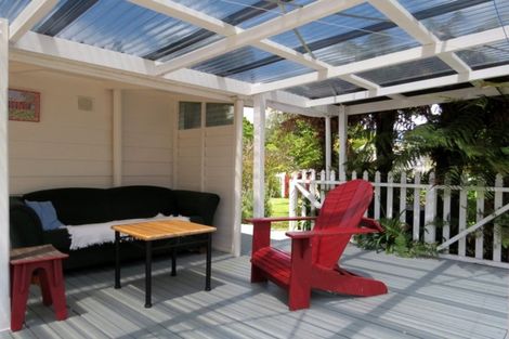 Photo of property in 112 Te Tiki Street, Coromandel, 3506