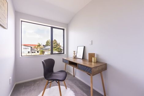 Photo of property in 7a Fairdene Avenue, Henderson, Auckland, 0610