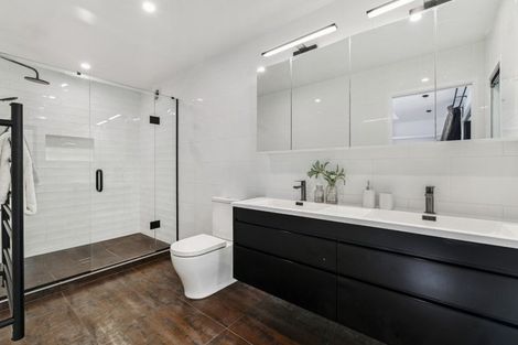 Photo of property in 7 Markham Place, Bucklands Beach, Auckland, 2012