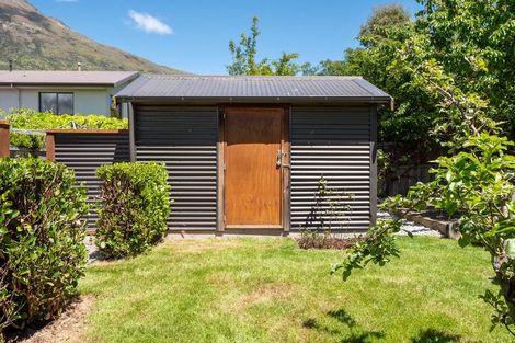 Photo of property in 32 Quill Street, Lake Hayes, Queenstown, 9304