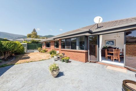 Photo of property in 1 Caroline Place, Stoke, Nelson, 7011