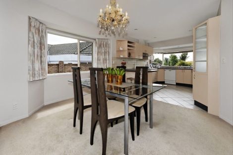 Photo of property in 21 Suncrest Drive, West Harbour, Auckland, 0618
