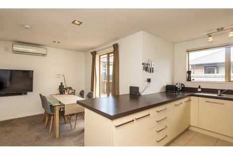 Photo of property in 65a Cleveland Street, Edgeware, Christchurch, 8013