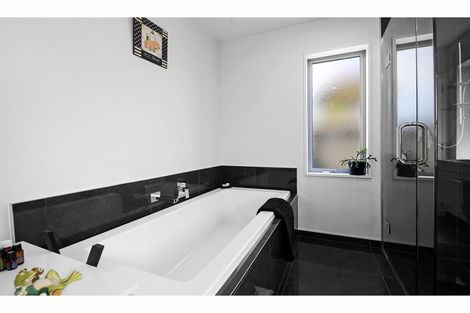 Photo of property in 32a Surfers Place, North New Brighton, Christchurch, 8083