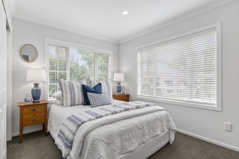 Photo of property in 7 Star Place, Cockle Bay, Auckland, 2014