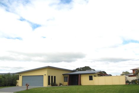 Photo of property in 3 Sanctuary Avenue, Ohope, 3121