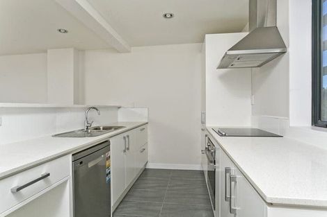 Photo of property in 2/10 Silver Moon Road, Albany Heights, Auckland, 0632